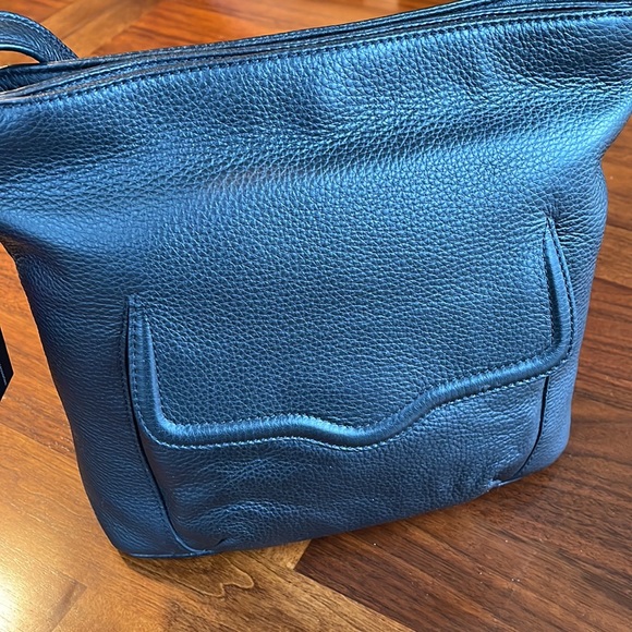 NEVER USED WITH TAGS STONE MOUNTAIN BLACK PEBBLED LEATHER SANTA BELLA HANDBAG - Picture 3 of 11